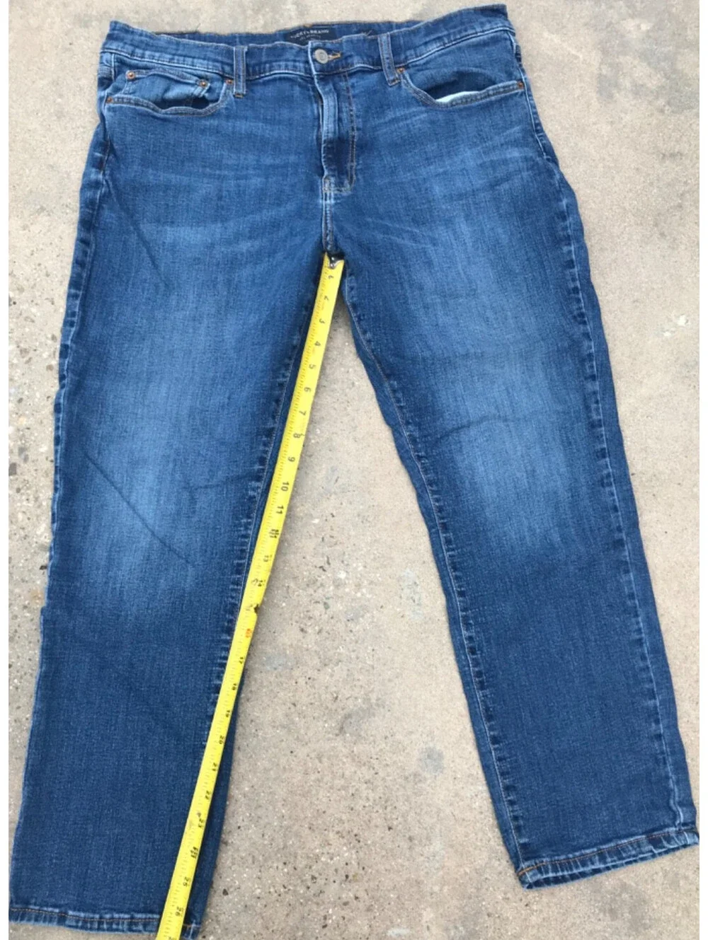 Lucky Brand 410 Athletic Slim Jeans Mens 38x29 Medium Wash Denim Casual Stretch